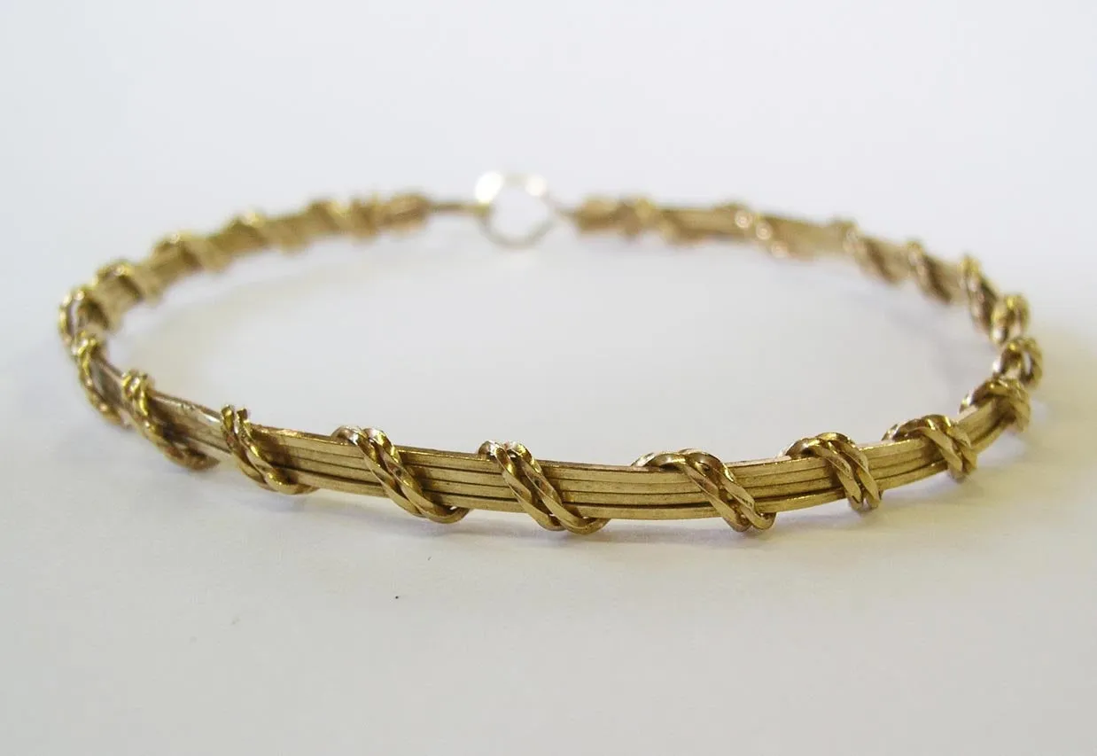 14kt Gold Filled Wire Double Overwrapped Stackable Bracelet  SSSS2wa