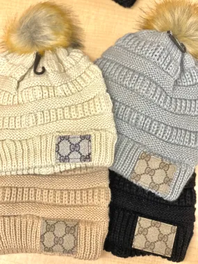 Beanie with small side Gg patch no hardware