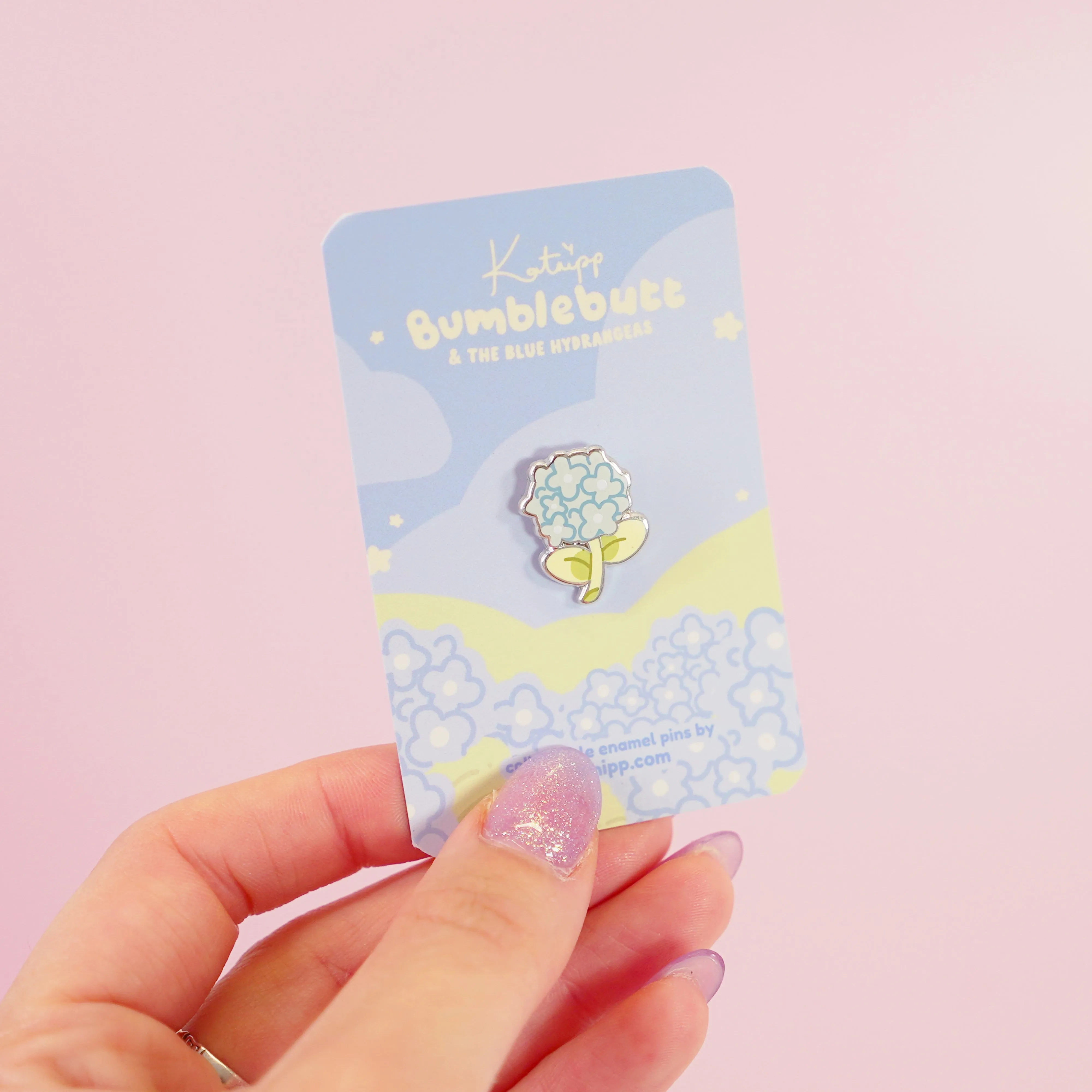 Blue Hydrangea Enamel Pin | Cute Floral Garden Accessory | Botanical Nature Brooch