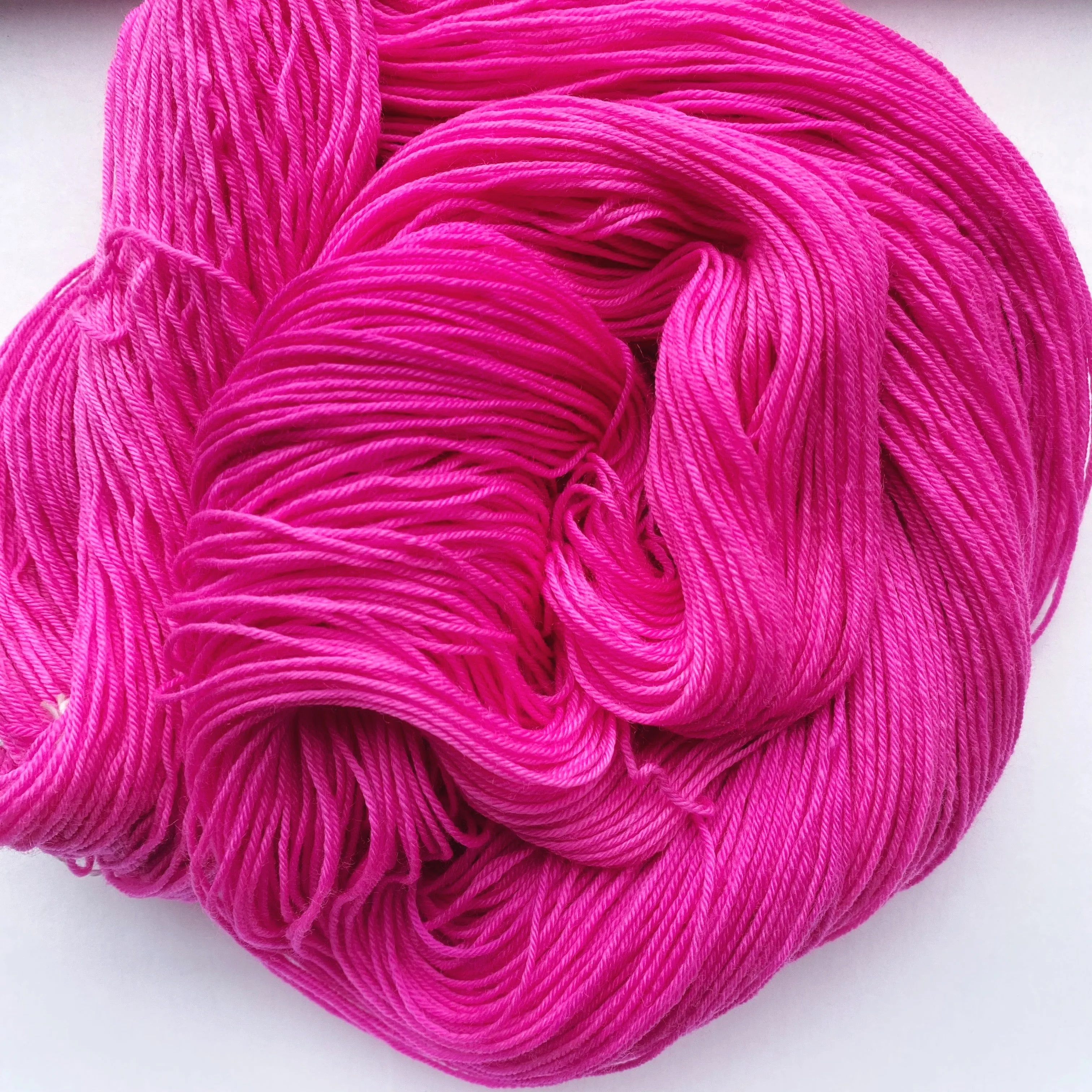 Follow the Sun - Hand dyed 4ply/sock yarn 100g/425m superwash merino, nylon blend