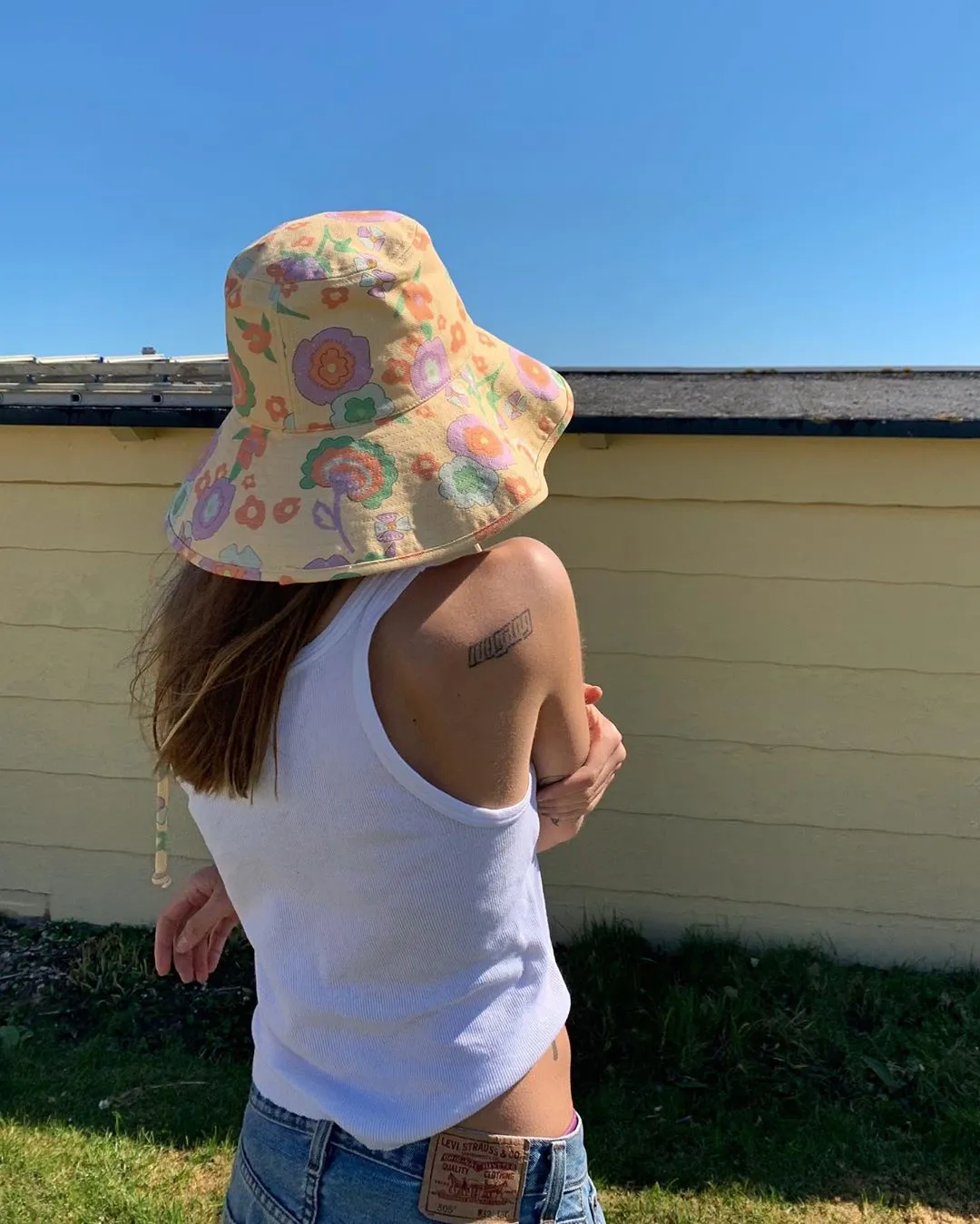 Lack of Color Holiday Bucket Hat in Retro Floral
