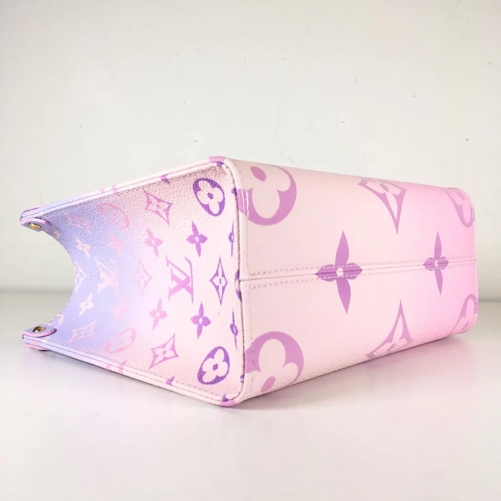 Louis Vuitton OnTheGo PM