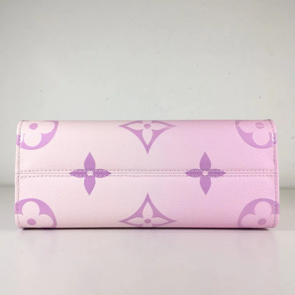 Louis Vuitton OnTheGo PM