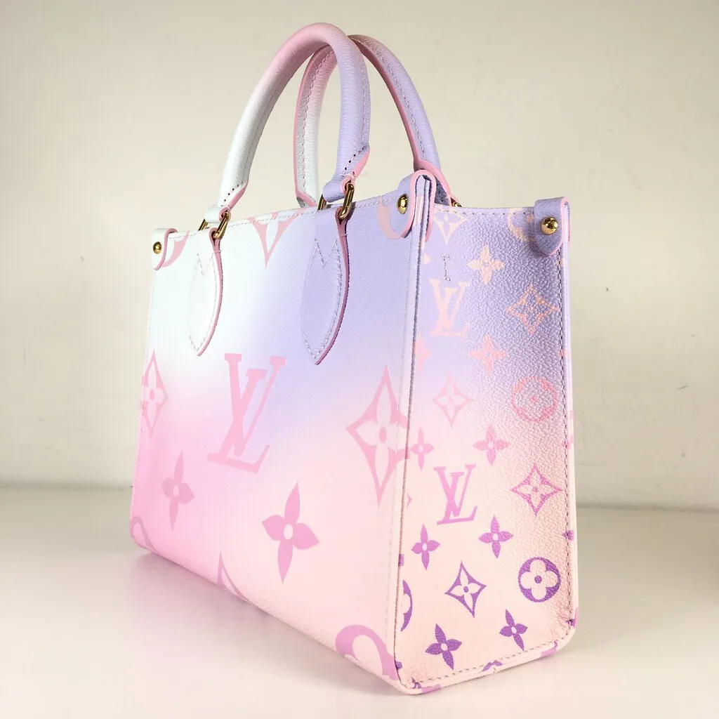 Louis Vuitton OnTheGo PM