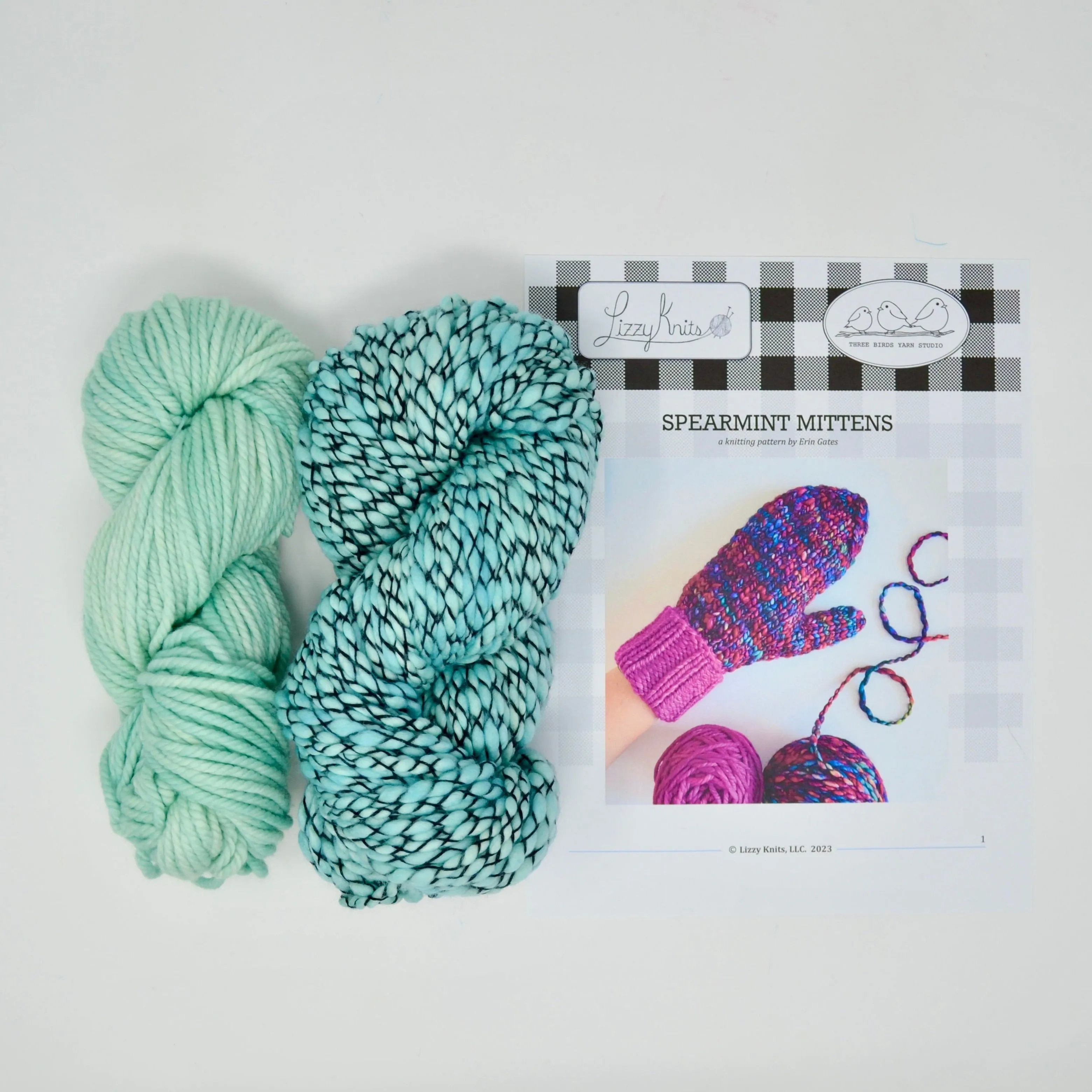 Spearmint Mittens Kit (Water Green/Water Green)
