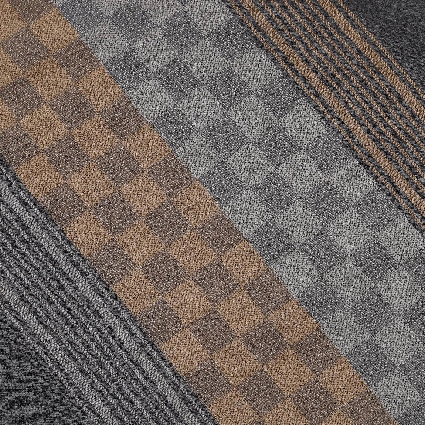 Vidrum: A classic block plaids Woolen shawl