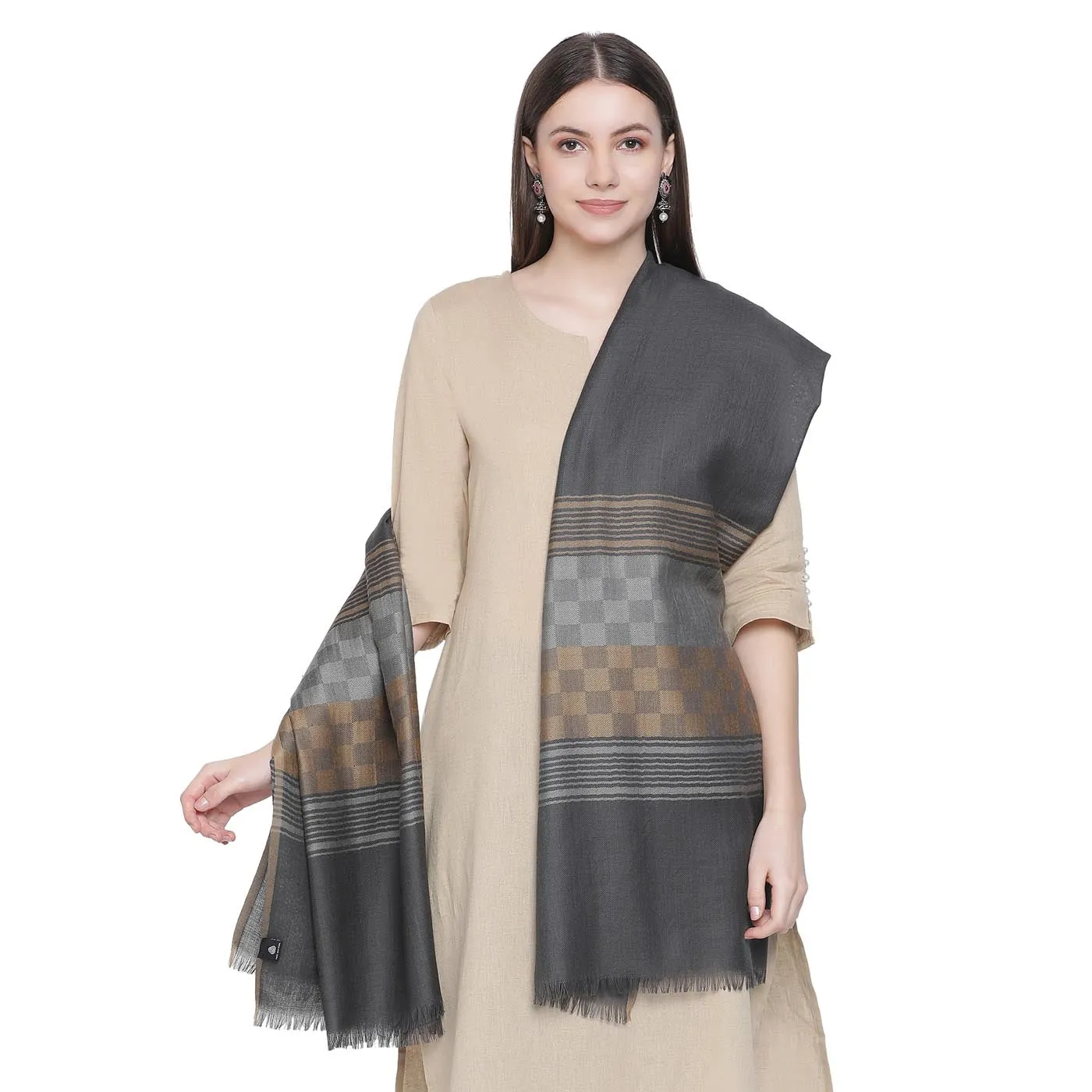 Vidrum: A classic block plaids Woolen shawl